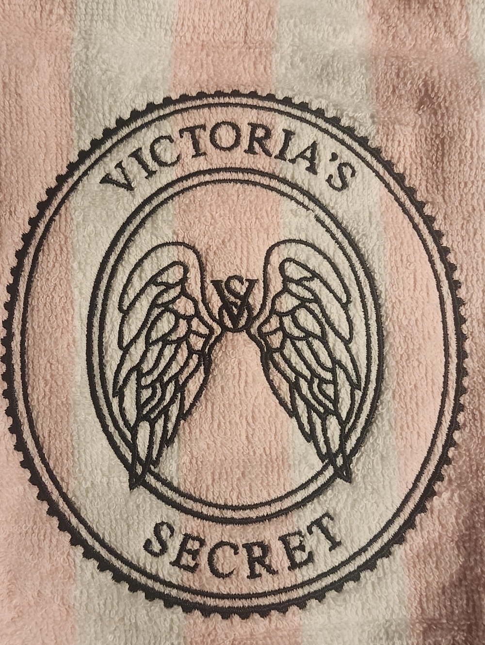 Victoria's Secret Pink & White Striped Towel with Winged Logo - Picture 2 of 4